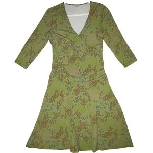 Kettlewell Dress Olive Brown Green Reptile Knit Surplice Bodice Sz M EUC